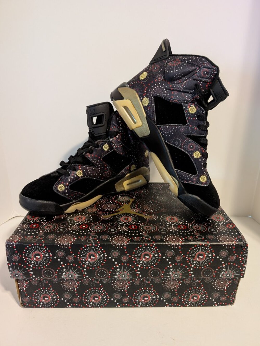 Size 8.5 - Air Jordan 6 Retro Chinese New Year